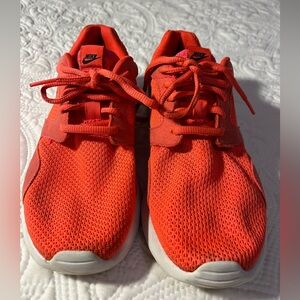 Nike Women’s Athletic Shoes, Size 7